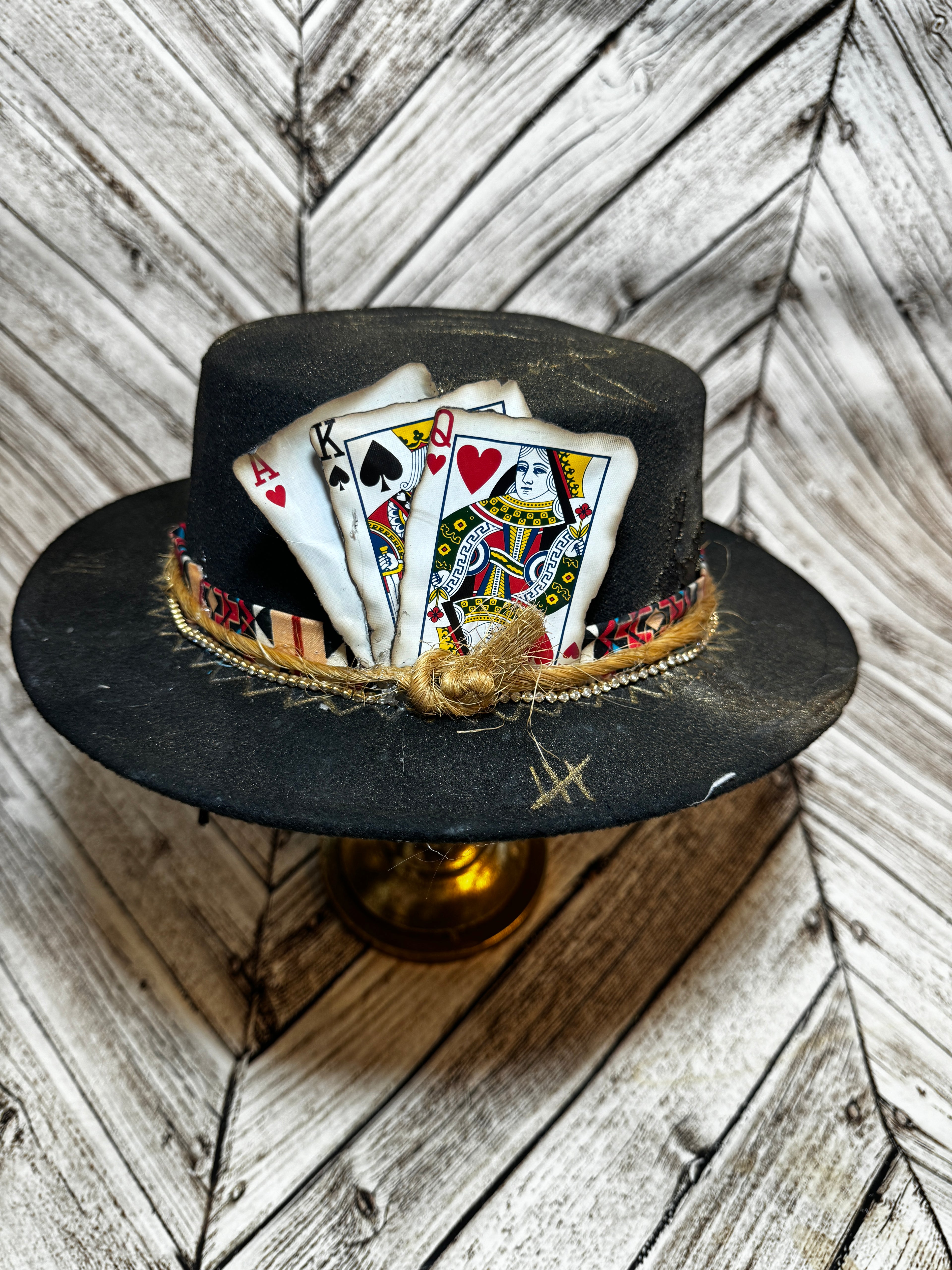 Bull Head Poker