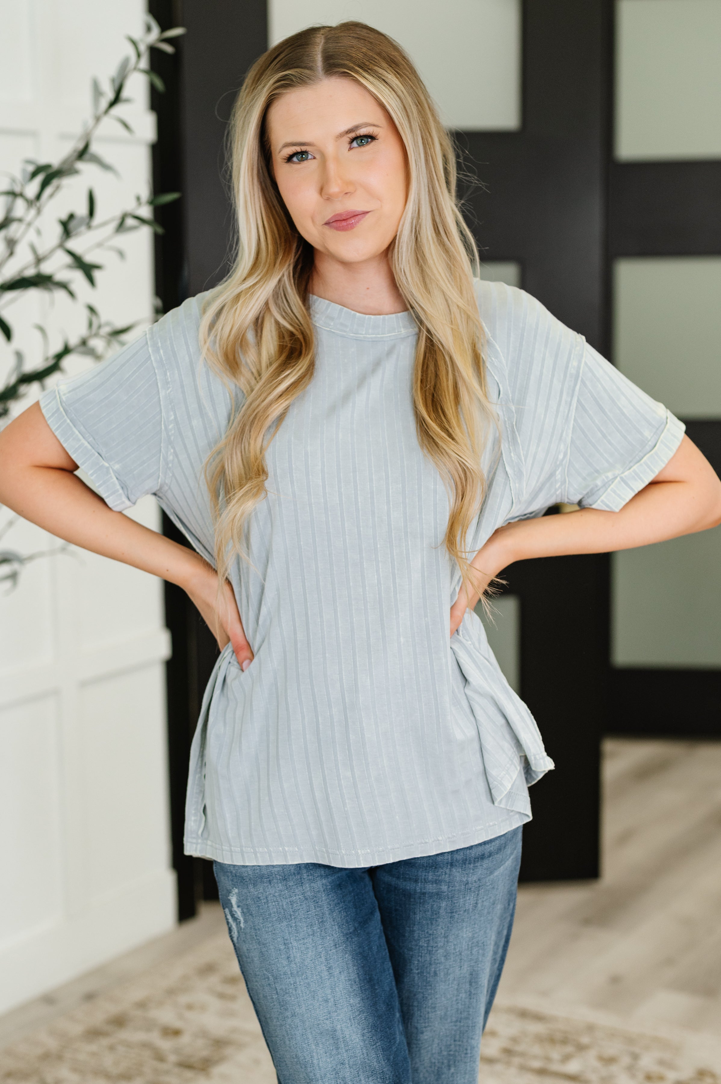 Sunday's Bestie Mineral Wash Top in Light Grey